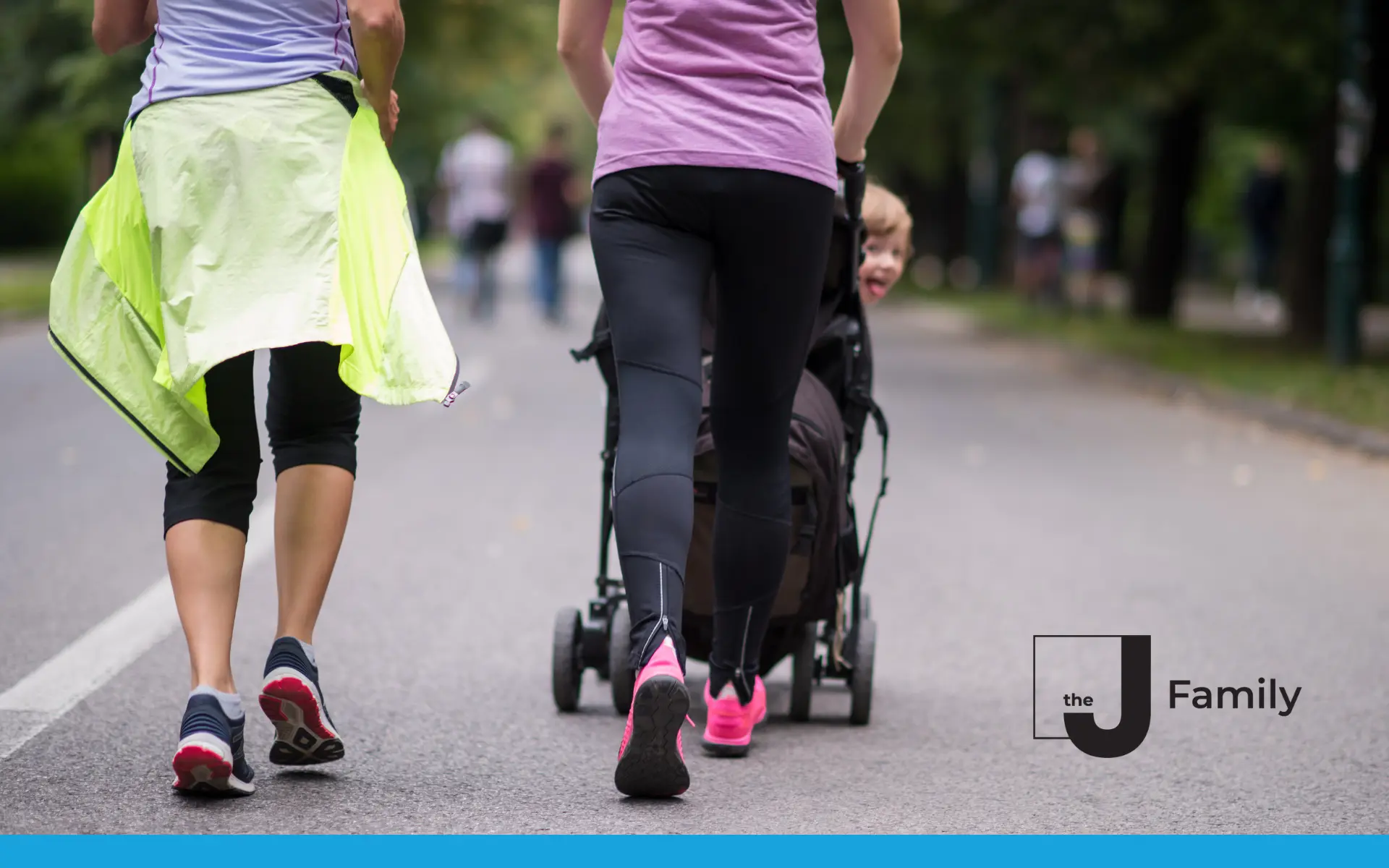 Stroller_Walk-7GKfCH